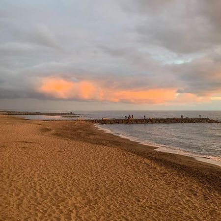 Rome'S Harbour All Year Lido di Ostia Ngoại thất bức ảnh